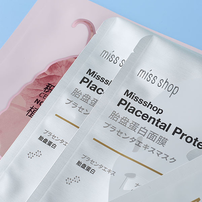 マスクの化粧品の包装袋は60micアルミ ホイルの包装袋を金属で処理した